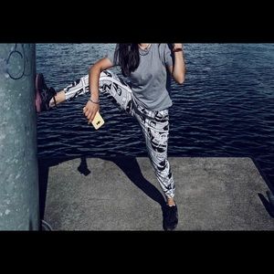 Comics joggers size Medium